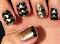 Saints Nails - Polish Art Addiction awesome manicure / nail art Black And Gold Nails Ideas, Gold Nails Ideas, Black And Gold Nails, Nails Photo, Black Gold Nails