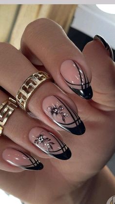 Art Deco Nails, Stylish Nails Designs, Pretty Nail Art Designs, White Nail, Pretty Nail Art, Nail Designs Glitter, Elegant Nails, Fancy Nails