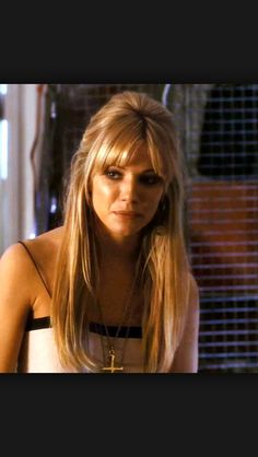 Sienna Miller Bangs, Sienna Miller Curtain Bangs, Sienna Miller Alfie, Montana Lower Bangs, Sienna Miller Bangs Fringes, Sienna Miller Hair Updo, Blonde 70s Hair Bangs, Sienna Miller Hair, Jane Birkin Bangs Fringes