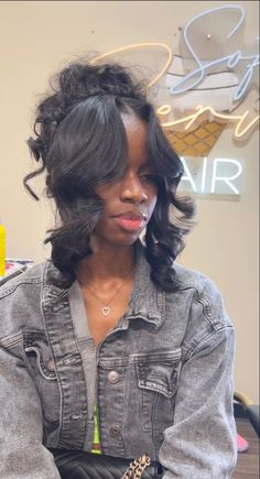 Pin Up Hair Styles Black Women, Versatile Quick Weave Updo, Pin Up Quickweave, Updo Quick Weave Hairstyles, Pinned Up Hairstyles For Black Women, Qw Hairstyles, Prom Updo Black Women, Qw Hairstyles For Black Women, Up Do Hairstyles For Black Women