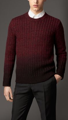 Burberry merinos wool #wool #burberry #marsala Mens Winter Sweaters, Chaleco Casual, Mens Knit Sweater, Mens Fashion Sweaters, Burberry Outfit, British Outfits, Knit Men, Burberry London