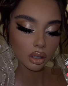 Very Easy Makeup, Sweet 16 Makeup, Prom Makeup For Brown Eyes, Prom Eyes, Quinceanera Makeup, Ball Makeup, Smokey Makeup, Gold Makeup Looks