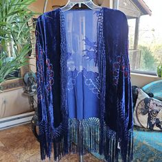 Simply Stunning! Never Worn. Velvet Shorts, Dusters, Short Kimono, Burn Out, Sleepwear Robe, Kimonos, Lady In Red, Women's Intimates, Red Blue