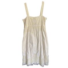 Nwt Viola Womens Floral Embroidered Slip Dress Square Neck Size 4 Cream Description: Condition: New With Tags Brand: Viola Size: 4 Color: Cream Floral Embroidered Square Neck Sleeveless Mini-Length Imported Spring Cotton Embroidered Dress With Lace Trim, Cotton Embroidered Dress With Lace Trim, White Cotton Embroidered Dress With Lace Trim, Green Shift Dress, Dress Square Neck, Strapless Bodycon Dress, Umgee Dress, Mini Sheath Dress, Paisley Print Dress