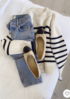 Stripe Knit Outfit, Sweater Weather Outfits, Thrift List, Winter Hijab, Winter Ootd, Wardrobe Goals, Europe Outfits, Hijabi Outfits