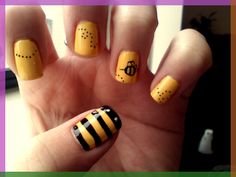 Bumble bee <3 Bumble Bee Nails, Most Popular Nails, Nails Photos, Bee Nails, Rainbow Nail Art, Happy Nails, Bee Keeper, Bee Inspired, Popular Nails