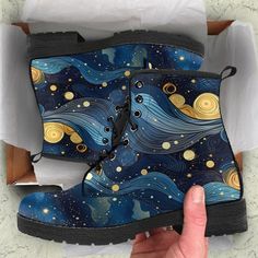 shoes Cool Combat Boots, Custom Combat Boots, Unique Doc Martens, Painting On Boots, Painted Combat Boots, Custom Docs, Painted Doc Martens, Starry Outfit, Celestial Shoes