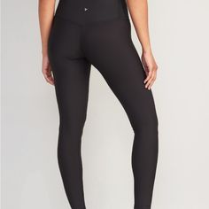 Super High Waisted, Nice And Strong Reinforced Belly Flattening, But Lifting Fantastic Workout Pants From Old Navy Brand New With Tags All Sizes Available Full Length Black True To Size Beautiful Leggings Black Compression Pants With 5-inch Inseam, Black Gym Bottoms With 5-inch Inseam, High Rise Versatile Sports Bottoms, Versatile High Rise Bottoms For Pilates, Fitted Gym Bottoms With Waistband, Versatile High-rise Bottoms For Pilates, Versatile High Rise Sports Pants, Black Tight Activewear With 5-inch Inseam, High Rise Yoga Pants With Contoured Waistband