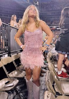 Summer Formal Dress, Concert Taylor Swift, Taylor Outfits, Lover Dress, Summer Formal Dresses, Taylor Swift Tour Outfits, Summer Formal, Pink Homecoming, Swift Tour