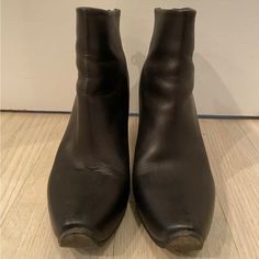 Acne Studios Black Leather Boots Size 40 Women's Ankle Heeled Shoes. Condition Is "Pre-Owned". Shipped With Usps Priority Mail. Please Asks All Questions Before Bidding. No Return Accepted. Thanks For Lookin Leather Wedge Boots With Sculpted Heel And Round Toe, Leather Ankle-high Wedge Boots For Work, Ankle-high Leather Wedge Boots For Work, Leather High Heel Wedge Boots With Sculpted Heel, Leather Ankle-high Wedge Boots For Party, Leather Closed Toe Heeled Boots With Padded Ankle, Leather Heeled Boots With Padded Ankle And Closed Toe, Leather Ankle-high Booties With Padded Ankle, Chic Leather Ankle Wedge Boots