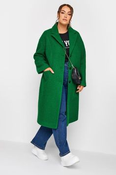 Shop YOURS Curve Green Boucle Coat at Yours Clothing. Discover women’s plus size clothing in sizes 10-36 with fast delivery. Plus Size Herbst, Boucle Coat, Plus Size Fall Outfit, Plus Size Fall, Plus Size Winter, Longline Coat, Plus Swimwear, Plus Size Coats, Next Fashion