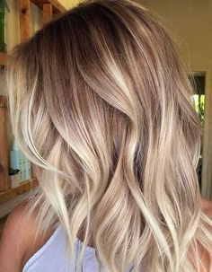 Trendy We Fryzurach, Blond Ombre, Celebrity Haircuts, Blonde Wavy Hair, Ombre Hair Blonde, Cool Blonde Hair, Balayage Blonde, Ombré Hair, Brown Blonde Hair