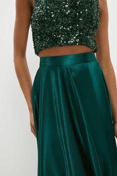 This dress offers romance with its ruffles and lace. This mini dress features puff sleeves, tiered layers and an exposed insert for added mystery and intrigue. Skirts Satin, Satin Maxi Skirt, Latest Skirts, Satin Maxi, Green Skirt, Puff Sleeves, Casual Skirts, Sequin Skirt, Ruffles