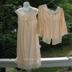 Super Fabulous Vintage Captiva Nightgown And Night Jacket Set! Light Peach Color With The Prettiest Double Stripe Lace Accenting. This Is Marked Petite But I Think Would Fit Any Height Depending On Where You Want This To Hit. I Am 5'-11" And This Hits At My Knees And Think It Would Fit My Body; For Petite This Would Be More Near Ankles In Length. Jacket I Tried On And It Fits But It Feels Slightly Tight Across Shoulders. This Measurement From Seam To Seam Before Sleeves Is 12". Nightgown Measure Lace Long Sleeve Sleepwear, Cream Lace Trim Sleepwear For Bedtime, Beige Lace Trim Nightgown For Bedtime, Cream Lace Sleepwear For Bedtime, Cream Lace Sleepwear, Beige Lace Trim Sleepwear, Beige Sleepwear For Wedding Night In Spring, Beige Spring Wedding Night Sleepwear, Spring Wedding Night Beige Sleepwear