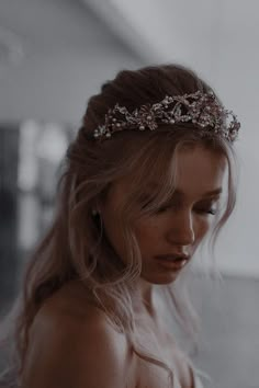 Era Victoria, Royalty Core, Camorra Chronicles, Crown Aesthetic, Royal Core, Dark Princess, Fairytale Aesthetic, Queen Aesthetic, Royalty Aesthetic