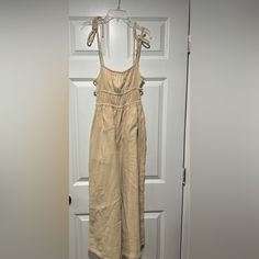 Nwt Urban Outfitters Jumpsuit Size Small Fitted Jumpsuits With Tie Straps For Day Out, Urban Outfitters Chic Summer Jumpsuits And Rompers, Urban Outfitters Fitted Cotton Jumpsuits And Rompers, Urban Outfitters Jumpsuits And Rompers For Summer, Urban Outfitters Sleeveless Cotton Jumpsuit And Romper, Urban Outfitters Jumpsuits And Rompers For Spring Day Out, Sleeveless Cotton Jumpsuits From Urban Outfitters, Casual Urban Outfitters Jumpsuits And Rompers For Day Out, Fitted Cotton Jumpsuits And Rompers By Urban Outfitters