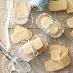 some cookies that are on a wire rack