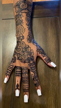 Jagua Henna, Indian Henna, Flash Tattoos, Social Art, Henna Tattoos, Henna Artist, Beauty And Fashion, Traditional Indian, Art Therapy