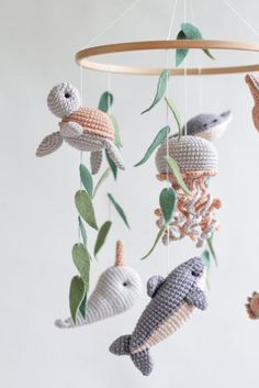 Nursery Decor Hantverk Diy, Crochet Mobile, Small Bathroom Ideas, Fun Crochet Projects