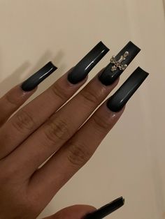 Long Black Nails With Charms, Black Medium Square Nails, Black Faded Nails, Acrylic Nails Dark Colors, Dark Baddie Nails, Long Black Acrylics, Black Long Nails Ideas, Full Black Nails, Black Nails Medium Length