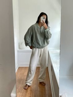 As the days get cooler, the sweatpants start to make its way back! Michelle here is wearing the Franklin Cotton Modal Sweatpant. Available in additional colors. Relaxed Fit Sweats For Fall, Relaxed Fit Sweatpants For Elevated Casual, Relaxed Fit Sweatpants For Casual Wear, Relaxed Fit Athleisure Pants For Fall, Fall Athleisure Pants With Relaxed Fit, Spring Sweatpants With Elastic Cuffs For Lounging, Fall Lounging Sweatpants With Relaxed Fit, Fall Relaxed Fit Sweatpants For Lounging, Fall Lounging Relaxed Fit Sweatpants