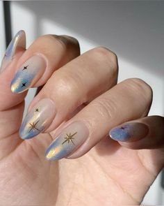 Get inspired by these dreamy starry sky gradient nails! This celestial nail art features a beautiful blend of blue and gold hues with delicate star decals, creating a mesmerizing night sky effect. Save this pin for your next manicure idea! #summer #nails #nailart #pulseforgegym #womensstyle Colorful Nails, Star Nails, Spring Nail, Funky Nails, Chic Nails, Nail Arts, Nail Polishes, Cute Acrylic Nails, Design Simple