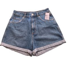 Mavi Jeans Shorts Womens Size 27 Blue Cuffed Hem Whiskers Denim Womens Size 27 High Rise Rolled Hem Summer Jeans, Blue Denim Bottoms With Rolled Hem, Summer Jeans With Rolled Hem In Medium Wash, Summer Denim Jeans With Rolled Hem, High Rise Denim Jean Shorts With Rolled Hem, High Rise Jean Shorts With Rolled Hem, Shorts Womens, Denim Color, Jeans For Short Women