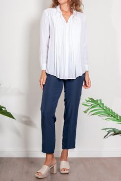 Pleated Shirt, Pencil Pleat, The Pencil, Boutique Shop, Designer Outfits Woman, Online Boutique