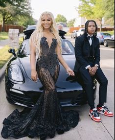 Prom Outfit Ideas For Couples, Prom Outfits Black Couples, Prom Looks 2023 Couples, Black Prom Pictures, Black Prom Looks, Prom Dresses 2023 Black, Prom Ideas Black Couples, Prom Couples Black People, Black Prom Dress Couple