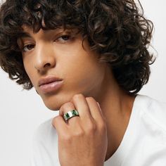 LOUIS VUITTON® - Lv Mosaic Ring - Green Mosaic Ring, Jewellery For Men, Flower Motifs, Rings Jewelry Fashion, Louis Vuitton Official, Green Man, Earrings Collection, Fashion Jewellery, Ring Collections