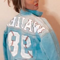 98 Braves Inspired Hand Painted JeanJacket.   PERFECT FOR:  >Country Concerts >Baseball Games FAQ:  >Hand wash with cool temperature. Avoid heat to paint  >Jackets are oversized.  >Image shown within listing is optional. Please contact me with specific illustration requests or ideas and I can design something that fits your needs! Inspirational photos will help speed the process along.  >Please contact me via Etsy conversation if there are any concerns regarding delivery date.  WHY ME?  >Ever si Fall Denim Jacket For College, College Denim Jacket For Fall, Spring Long Sleeve Denim Jacket For College, Concert Jean Jacket, Concert Jeans, 98 Braves, Art Christmas Gifts, Painted Jacket, Inspirational Photos