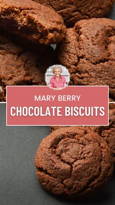 Mary Berry Chocolate Biscuits Mary Berry Desserts, Mary Berry Baking, Chocolate Ripple Biscuits, Chocolate Biscuit Recipe, British Baking Show Recipes, Mary Berry Recipes, Berry Desserts, Berry Dessert Recipes, Mary Berry Recipe