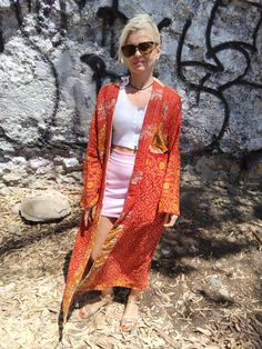 One of a kind sustainable jacket made with vintage kantha cotton.  One size only fits upto 2XL Kantha Jacket, Boho Jacket, Cotton Kimono, Vintage Kantha, Mother's Day Gifts, Gifts For Mom, Mothers Day, Art Collection, Spain