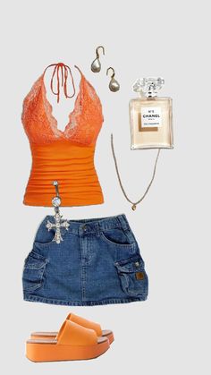 #outfit #outfitinspo #summer #Summerfit #fit #miniskirt #orange Summer Outfits Ginger Hair, Cute Y2k Summer Outfits, Y2k Skirt Outfit Aesthetic, Bright Summer Outfits Aesthetic, Y2k Outfits For Summer, Orange And Blue Outfits For Women, Summer Outfit Y2k, Orange Corset Outfit, Orange Concert Outfit