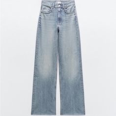 These Jeans Are New Zara Jeans. Never Worn And Still Have The Tags. They’re Reference Number Is 6045/22 In The Blue Wash. They Are Listed On Zara For $49.90. Ref No 6045/22 Https://Www.Zara.Com/Us/En/Trf-High-Rise-Wide-Leg-Jeans-P06045224.Html Zara Jeans High Waist, Stockholm Wishlist, Zara Jeans Wide Leg, Girls Wishlist, Zara Wide Leg Jeans, Baggy Jeans Outfit, Zara Basics, Outfit Zara, High Rise Wide Leg Jeans