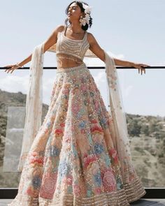 Lehenga Choli Wedding, Floral Lehenga, Party Wear Lehenga Choli, Bollywood Lehenga, Lengha Choli, Traditional Indian Dress, Traditional Indian Outfits, Indian Lehenga