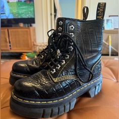 Worn A Handful Of Times Size Us 6 Uk 4. In Great Condition Black Lace-up Combat Boots With Textured Sole, Black Platform Boots With Textured Sole And Round Toe, Wrapped Appetizers, Heaven By Marc Jacobs, Shoes Dr Martens, Dr Martens Black, Bacon Wrapped, Dr Martens Shoes, Martens Shoes