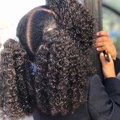 Girls Natural Hairstyles, Natural Hair Beauty, Natural Hair Inspiration, Hairstyles For Round Faces, Toddler Hair, Long Curly Hair, Long Curly