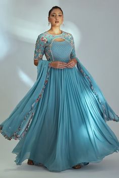 #croptoppattern Anarkali Dress Half Sleeves, Types Of Anarkali Patterns, Anarkali Frock Design, Anarkali With Dupatta, Blue Anarkali, Printed Anarkali, Stitching Dresses