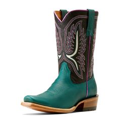 Short in height but not on sass, this boot brings the fun in the arena and out on the town. With a bold, vintage-inspired shaft and narrow cutter toe, it's a modern take on tradition for today's cowgirl. Futurity Colt Western Boot | Product Features : 0 : ATS® technology provides ergonomic support on uneven terrain, 1 : TekStep provides toe-to-heel cushion for comfort, 2 : Removable All Day Cushioning insole, 3 : Vegetable-tanned leather sole, 4 : Five-row stitch pattern | Women's Futurity Colt Uzun Boy, Leather Cowboy Boots, Western Boot, Cowgirl Boots, Black Fits, Vegetable Tanned Leather, Western Boots, Women's Style, Stitch Pattern