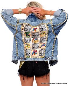 Spiderman+Hulk classic, studded denim jacket & Black, studded, ripped, denim shorts Spiderman Infinity, Hooded Man, Jean Jacket Design, Reworked Clothes, Avengers Spiderman, Diy Denim Jacket, Studded Denim Jacket, Pop Art Fashion, Demin Jacket