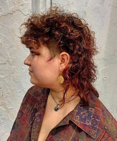 Mullets For Women, Short Curly Mullet Hairstyle Women, Curly Mullets, Mullet Haircut Woman, Queer Hair, Long Hair Perm, Curly Mohawk, Mullet Haircut