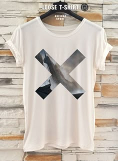 Geometric Illustration, Design Jersey, Tshirt Design Inspiration, Shirt Design Ideas, T Shirt Design Ideas, Customise T Shirt