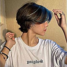 Pixie Tomboy Haircut, Boyscut Haircut For Women, Haircuts For Nonbinary, Short Hairstyle Women Boyish, Short Nb Haircuts Straight Hair, Short Hair For Nonbinary, Straight Short Hairstyles Nonbinary, Nonbinary Haircuts Short, Medium Length Haircut Nonbinary