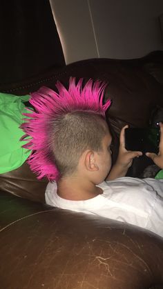 Spike Mohawk, Boys Mohawk, Badass Haircut, Punk Mode, Rough Trade, Punk Clothing