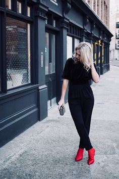 Ankle Boots Winter Outfit, Winter Valentines Day Outfit, Jumpsuit Outfit Winter, Valentines Day Outfits Casual, Outfits With Red, Boots Winter Outfit, Black Jumpsuit Outfit