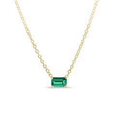 Green Tourmaline Solitaire Necklace Gold Emerald Necklace, Green Emerald Necklace, Diy Jewelry Necklace, Solitaire Necklace, Neck Jewellery, Solitaire Necklaces, Tourmaline Necklace, Emerald Necklace, Wedding Jewellery Necklace