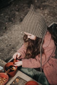 Incredibly soft and warm pixie hat for girls and boys. made with natural merino wool, beautiful colors. Sustainable choise. Gnome Hat, Pixie Hat, Natural Brown, Picture Ideas, Scarlet, Caps Hats, Merino Wool, Beautiful Colors, Autumn Winter