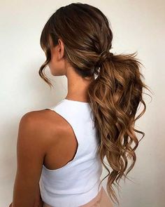 Messy Ponytail Hairstyles, Pony Hairstyles, Hoco Hair Ideas Ponytail, Ponytail Hairstyles Easy, Live Girls, Hoco Hair Ideas, Hairstyles For Long Hair, Easy Hairstyles For Long Hair