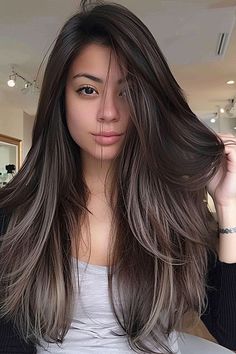 Subtle Layers Long Hair, Carmel Brown Hair, Layers Long Hair, Scrunched Hair, Subtle Layers, Hair Growth Challenge, Hair Color Caramel, Straight Hair Cuts, Short Hair Trends